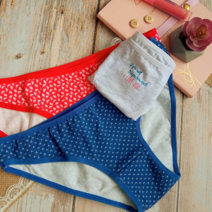 Набір жіночих трусиків, розмір L