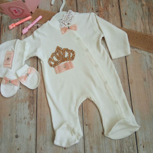 Комплект - комбінезон, шапочка, рукавички, на 3,6,9 місяців