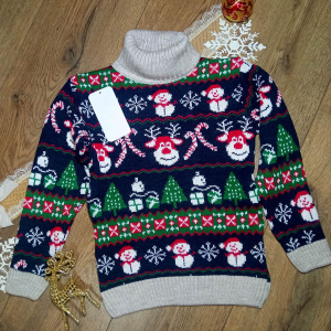 Светр святковий на 5-10 років