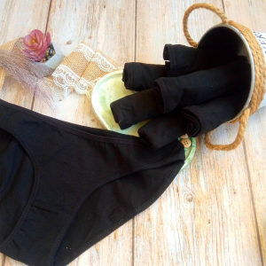 Набір жіночих трусиків, розміри XL